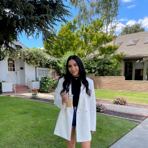 Small oversized cream blazer from HM - Picture 6 of 6